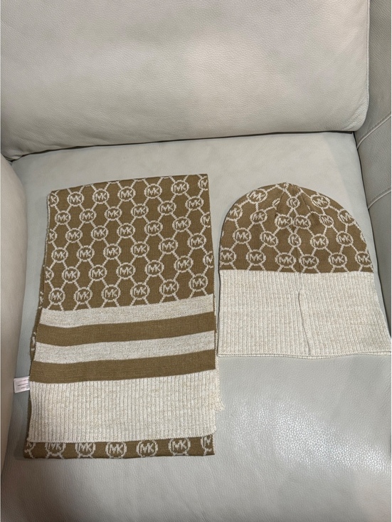 Michael Kors Accessories - New Without Tags (NWOT) Michael Kors Signature Logo Scarf And Hat